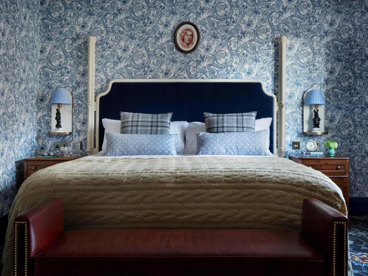 Graduate Double Room with Historic View